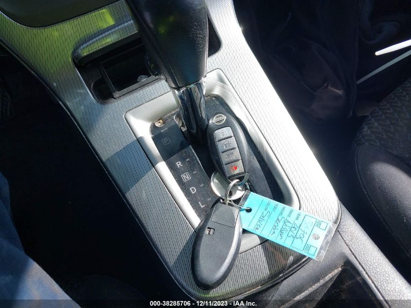2013 NISSAN SENTRA SR - 3N1AB7AP1DL780184