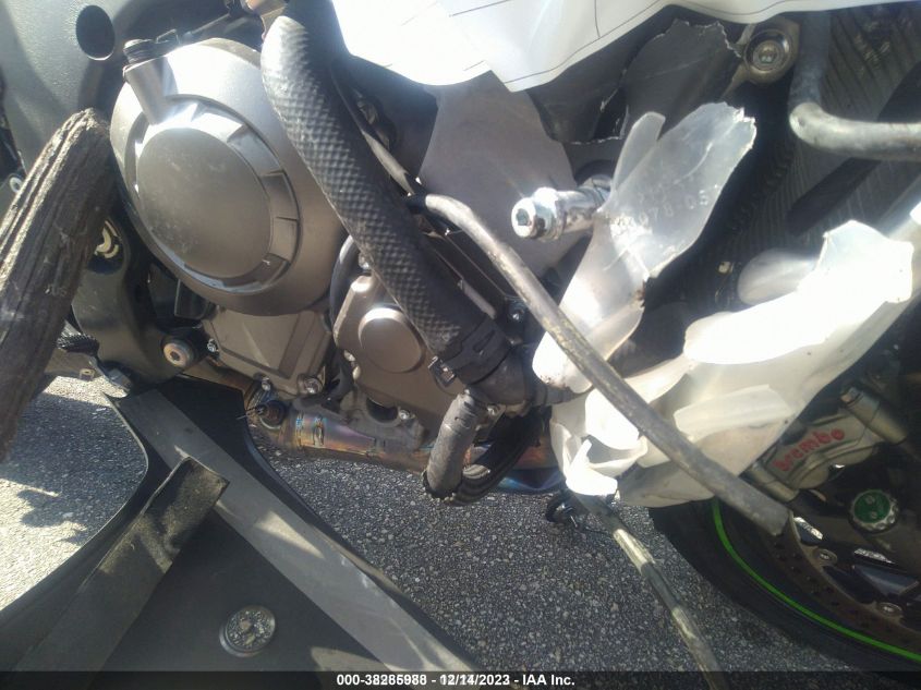 2018 KAWASAKI ZX1000 S JKAZXCS17JA014929