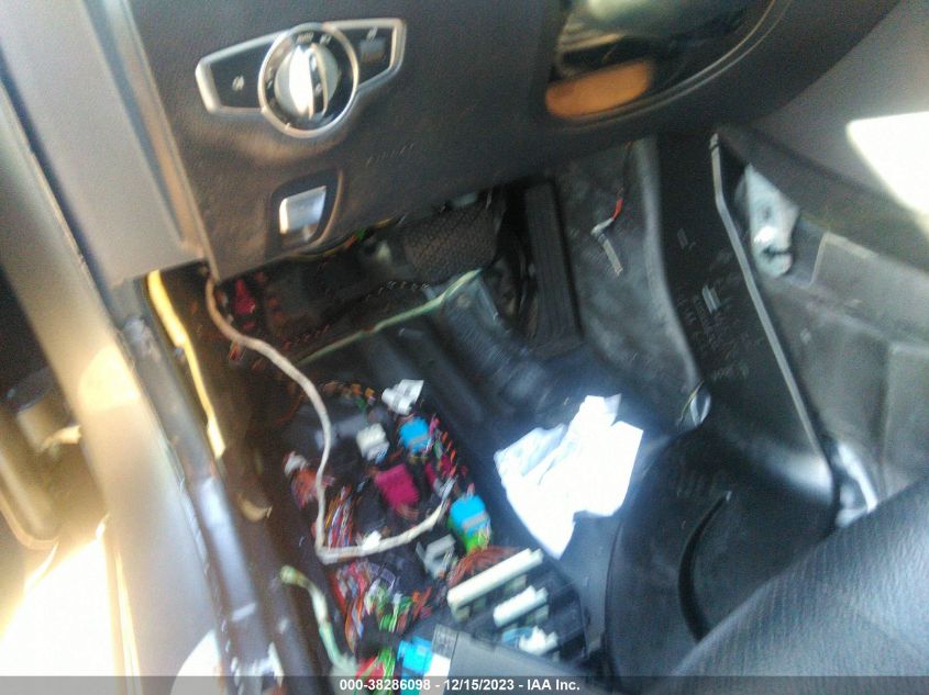 2017 MERCEDES-BENZ E 300 4MATIC WDDZF4KB3HA031346