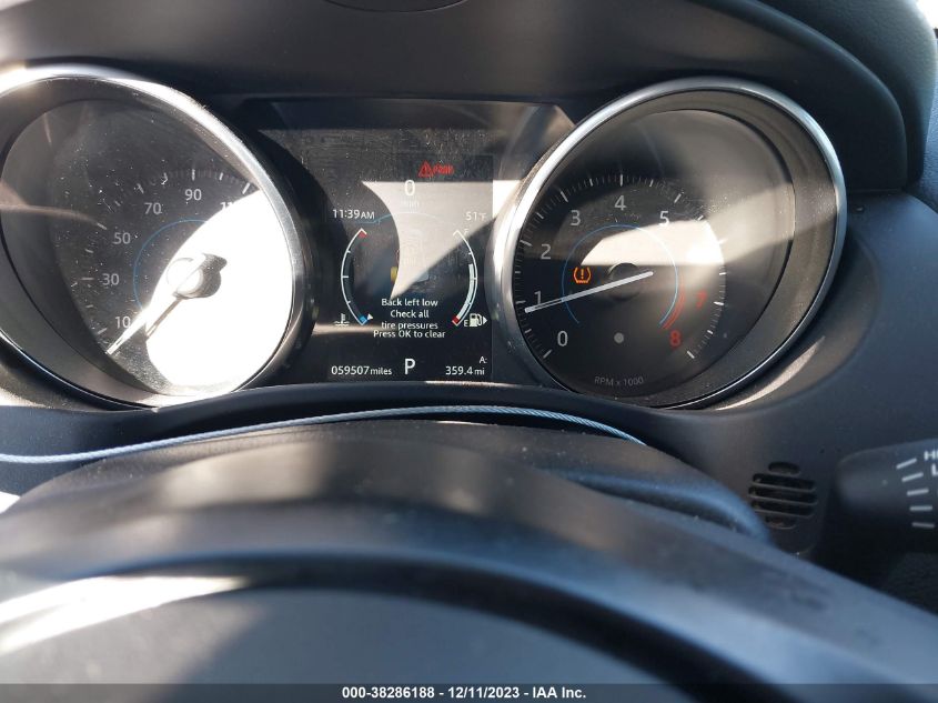2018 JAGUAR XE PREMIUM - SAJAJ4FX6JCP31739