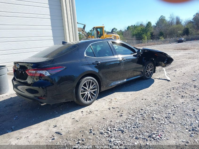 2024 TOYOTA CAMRY XLE - 4T1F11AK1RU857460