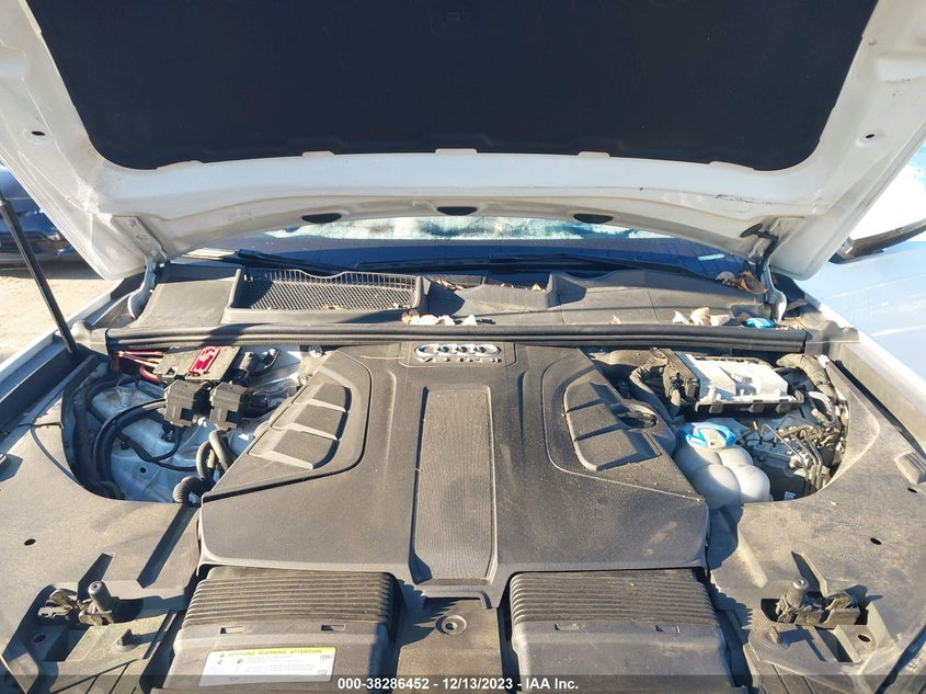 VIN WA1VAAF76HD002783 2017 AUDI Q7 PRESTIGE