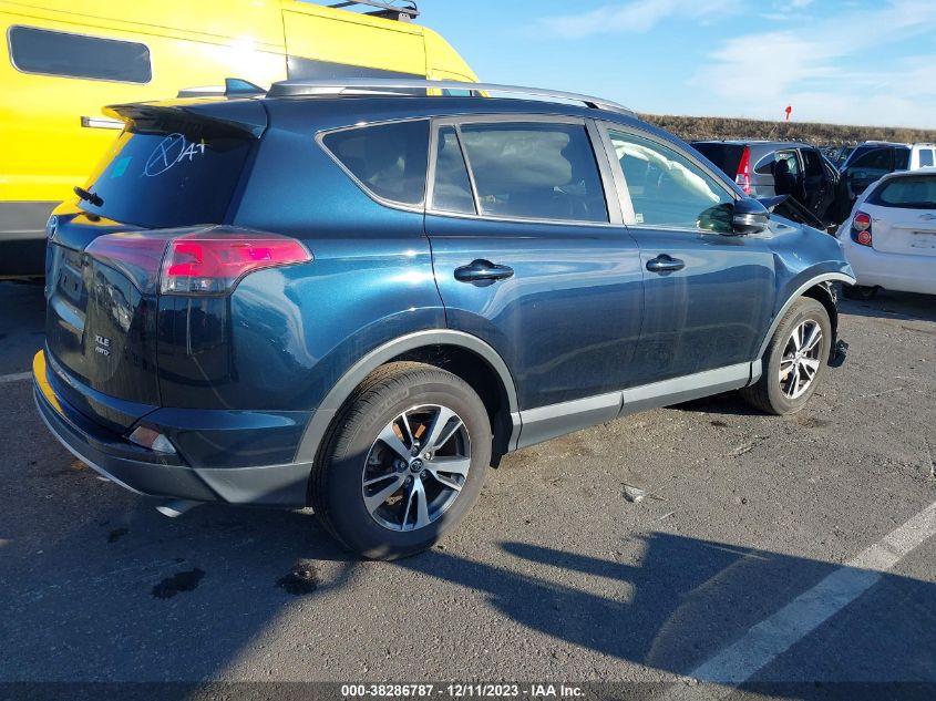 2018 TOYOTA RAV4 XLE - JTMRFREVXJJ239646