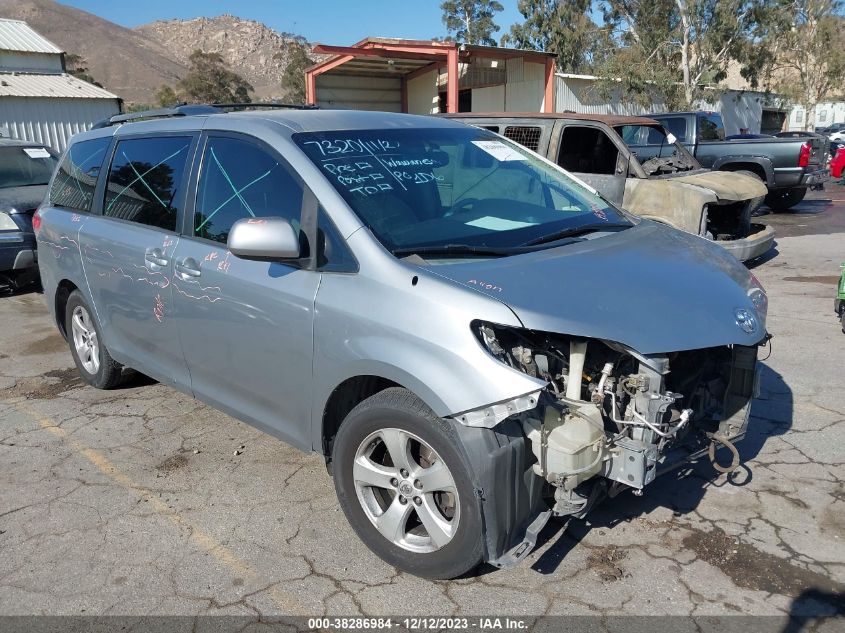 2014 TOYOTA SIENNA LE V6 8 PASSENGER - 5TDKK3DC7ES522038