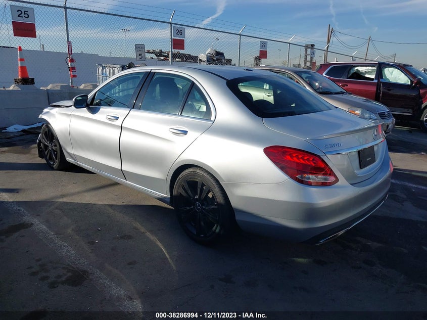 VIN 55SWF4JB7JU271896 2018 MERCEDES-BENZ C 300