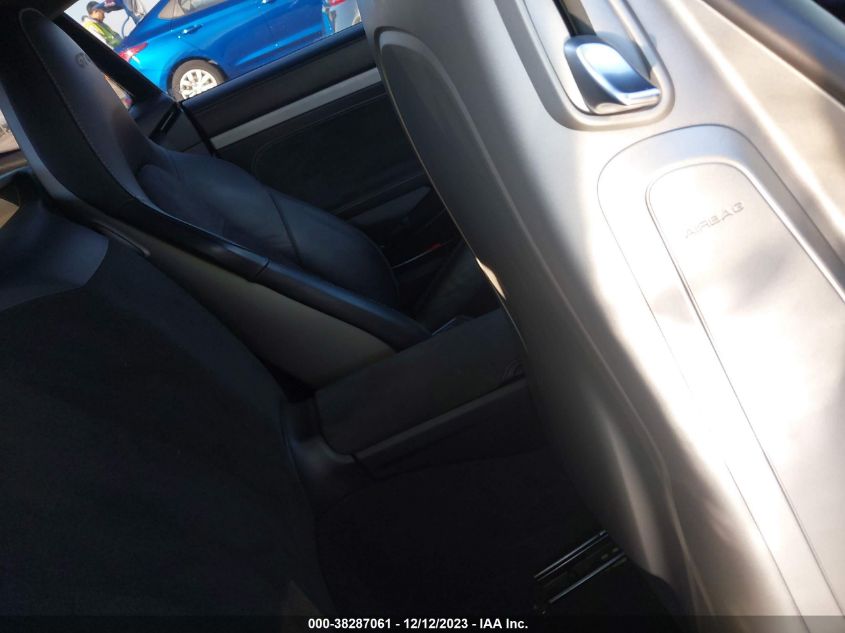 2016 PORSCHE CAYMAN GT4 WP0AC2A83GK197496