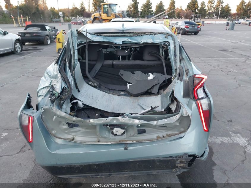 2017 TOYOTA PRIUS TWO - JTDKBRFU9H3033607