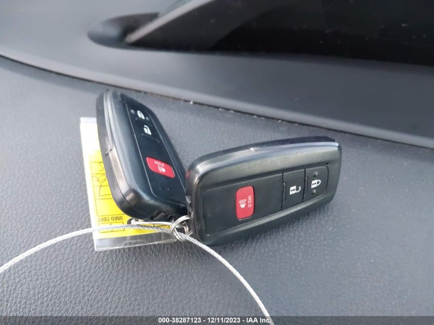 2017 TOYOTA PRIUS TWO - JTDKBRFU9H3033607