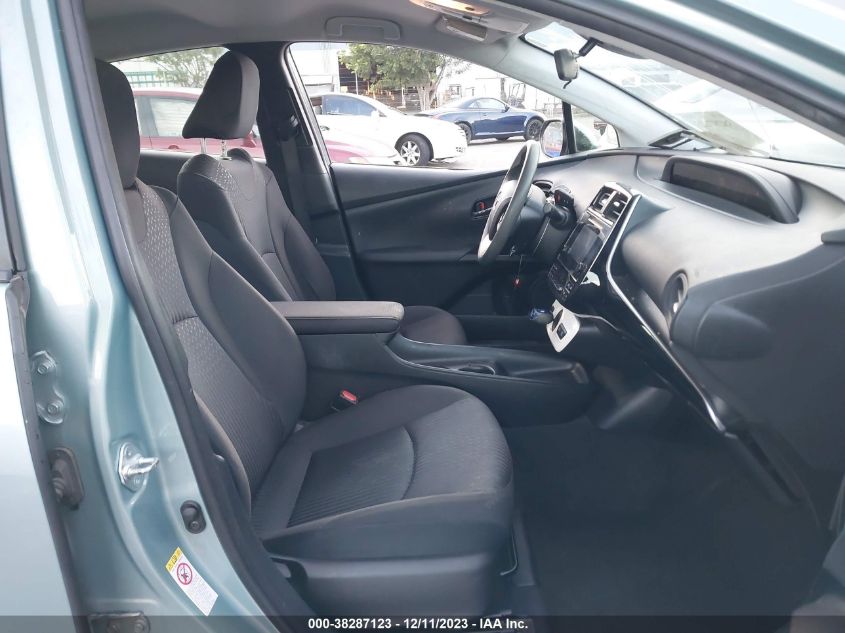2017 TOYOTA PRIUS TWO - JTDKBRFU9H3033607