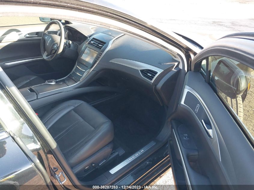2013 LINCOLN MKZ - 3LN6L2G93DR800696