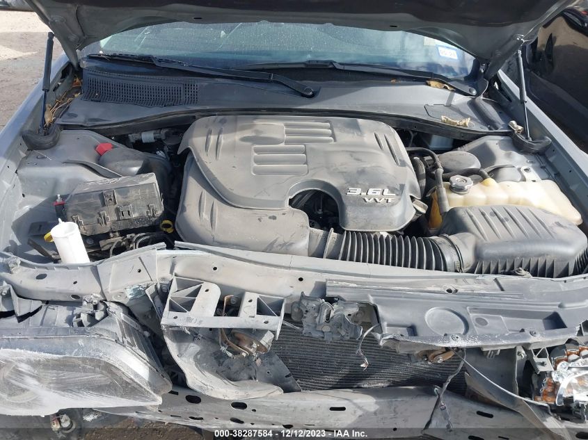 2018 CHRYSLER 300 TOURING - 2C3CCAAG8JH279074
