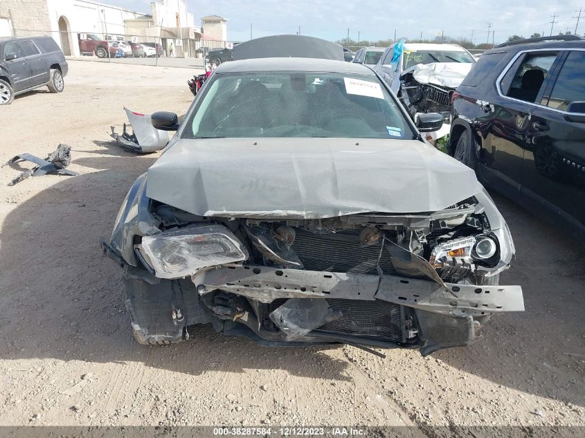 2018 CHRYSLER 300 TOURING - 2C3CCAAG8JH279074
