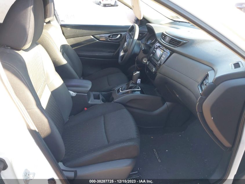 2017 NISSAN ROGUE S - KNMAT2MT2HP583430