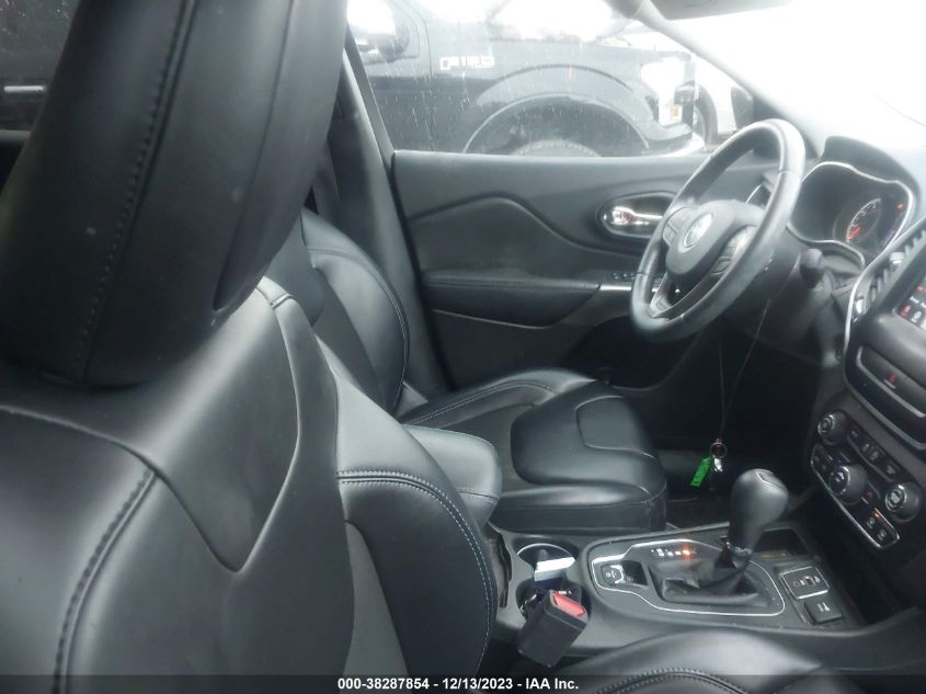 2019 JEEP CHEROKEE LATITUDE PLUS - 1C4PJLLB8KD132705