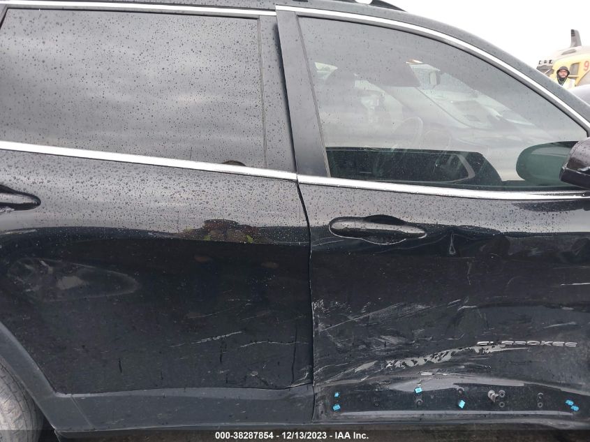 2019 JEEP CHEROKEE LATITUDE PLUS - 1C4PJLLB8KD132705