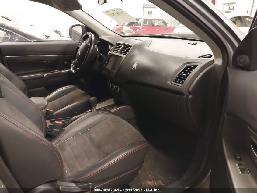 2018 MITSUBISHI OUTLANDER SPORT ES/SE - JA4AR3AW6JU001768