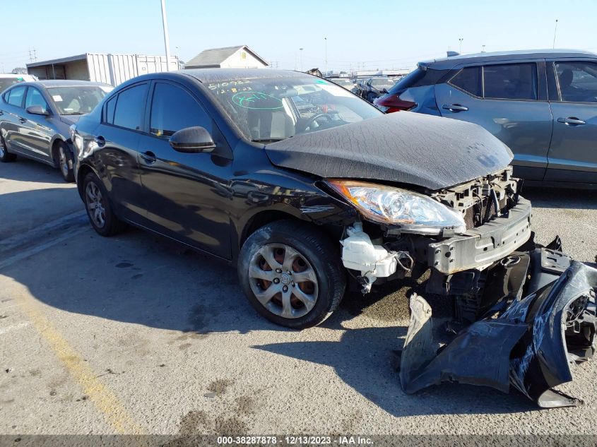 2013 MAZDA MAZDA3 I SV - JM1BL1TG1D1723869