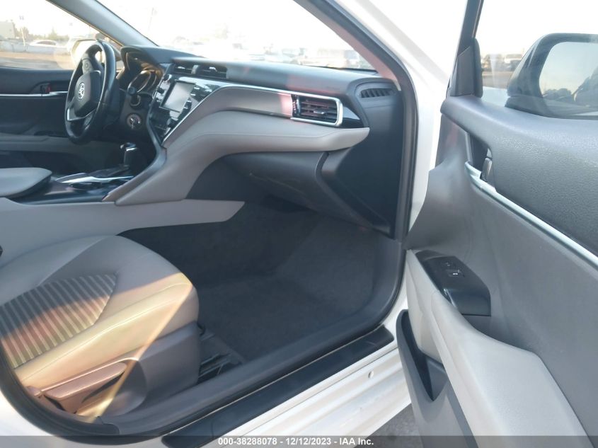 2018 TOYOTA CAMRY SE - JTNB11HK7J3035535