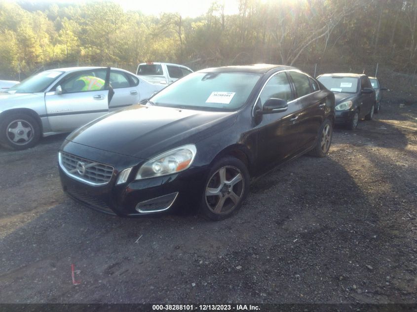 2013 VOLVO S60 T5 - YV1612FS7D2186894