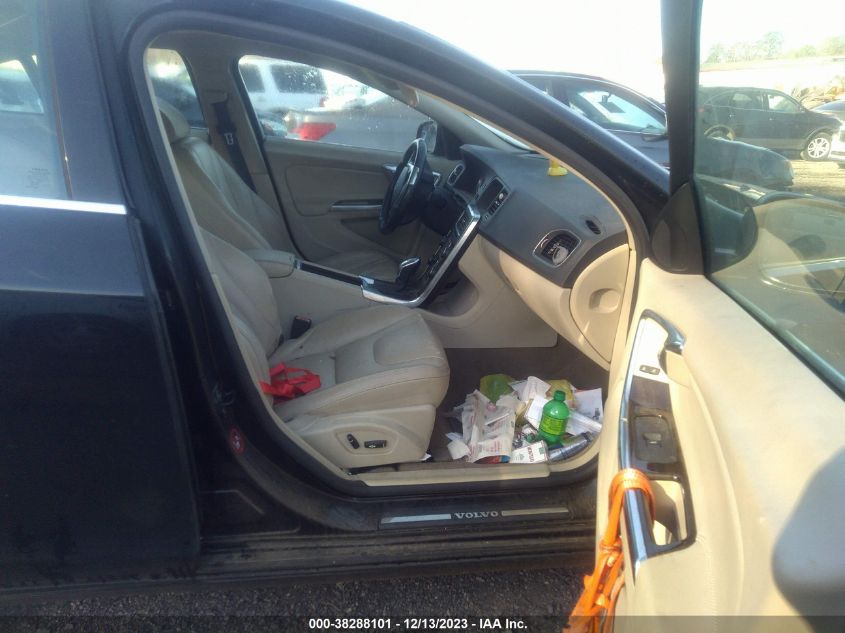 2013 VOLVO S60 T5 - YV1612FS7D2186894