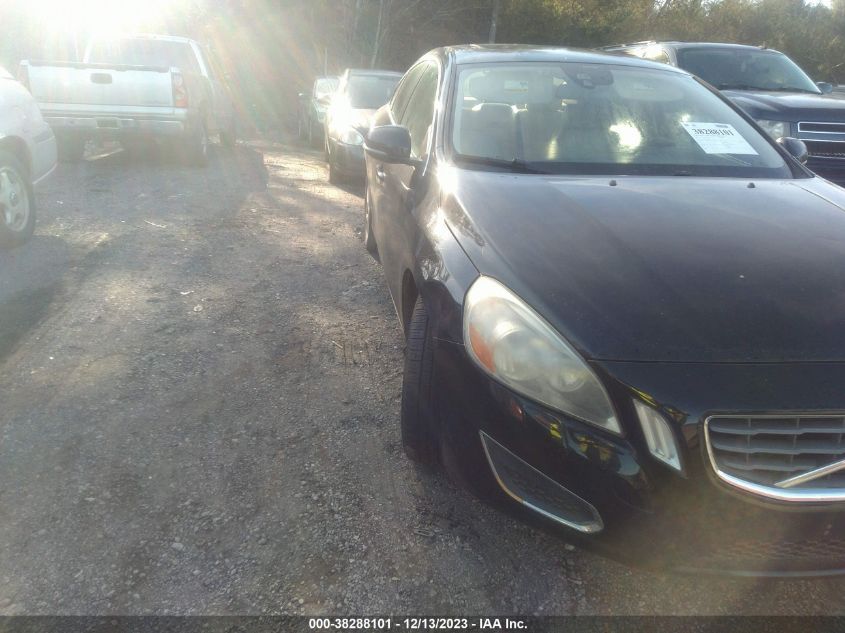 2013 VOLVO S60 T5 - YV1612FS7D2186894