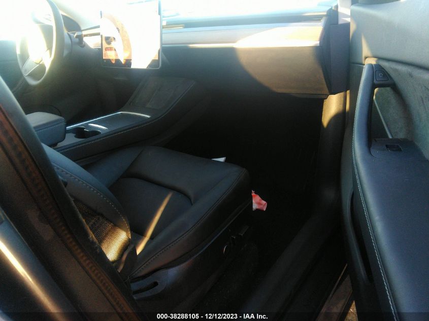 2021 TESLA MODEL Y - 5YJYGDEF6MF134022