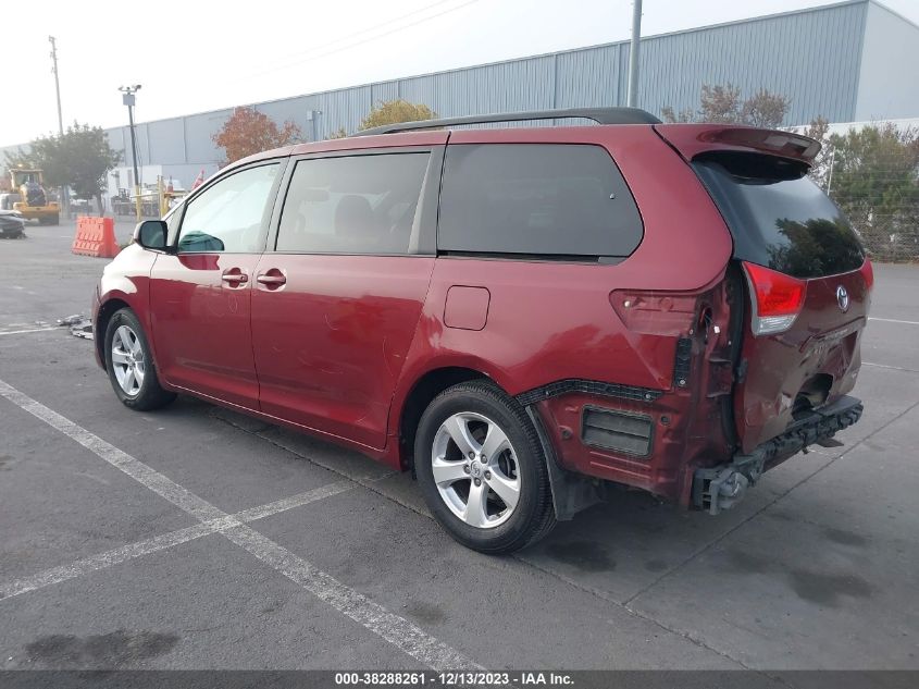 2014 TOYOTA SIENNA LE - 5TDKK3DCXES476818