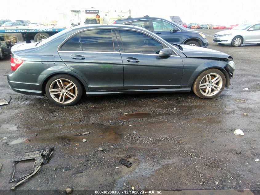 2014 MERCEDES-BENZ C 300 LUXURY 4MATIC/SPORT 4MATIC - WDDGF8AB5EA911542