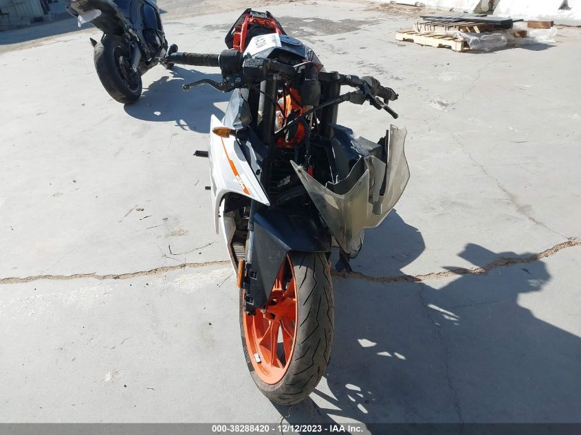 2016 KTM 390 DUKE MD2JYJ400GC247468