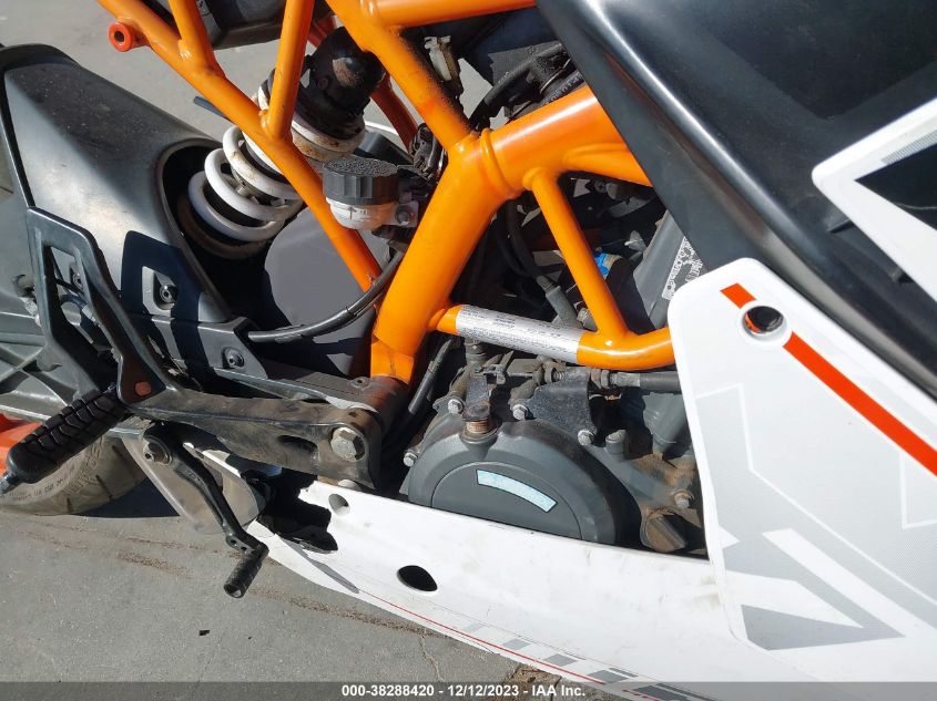2016 KTM 390 DUKE MD2JYJ400GC247468