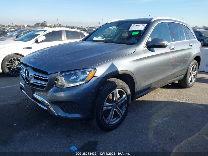 VIN WDC0G4JB2JV063201 2018 MERCEDES-BENZ GLC 300