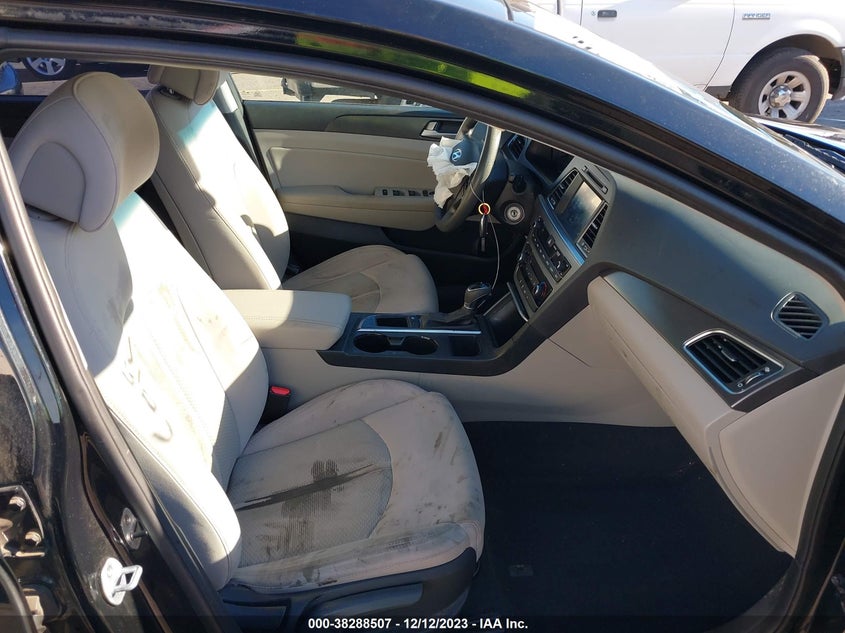 VIN 5NPE34AF5HH511256 2017 HYUNDAI SONATA SPORT/LIMITED