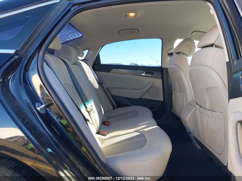 VIN 5NPE34AF5HH511256 2017 HYUNDAI SONATA SPORT/LIMITED