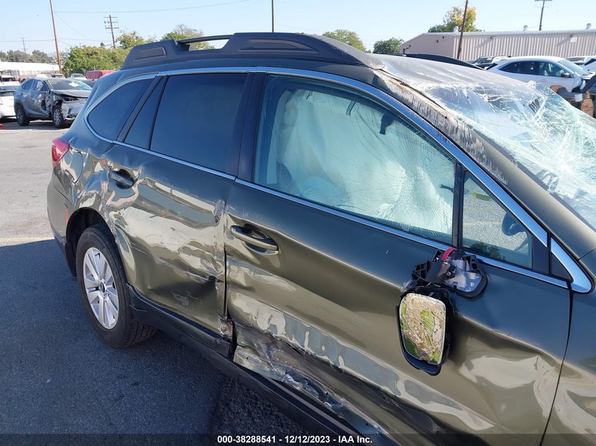 VIN 4S4BSAFC1J3348041 2018 SUBARU OUTBACK 2.5I PREMIUM