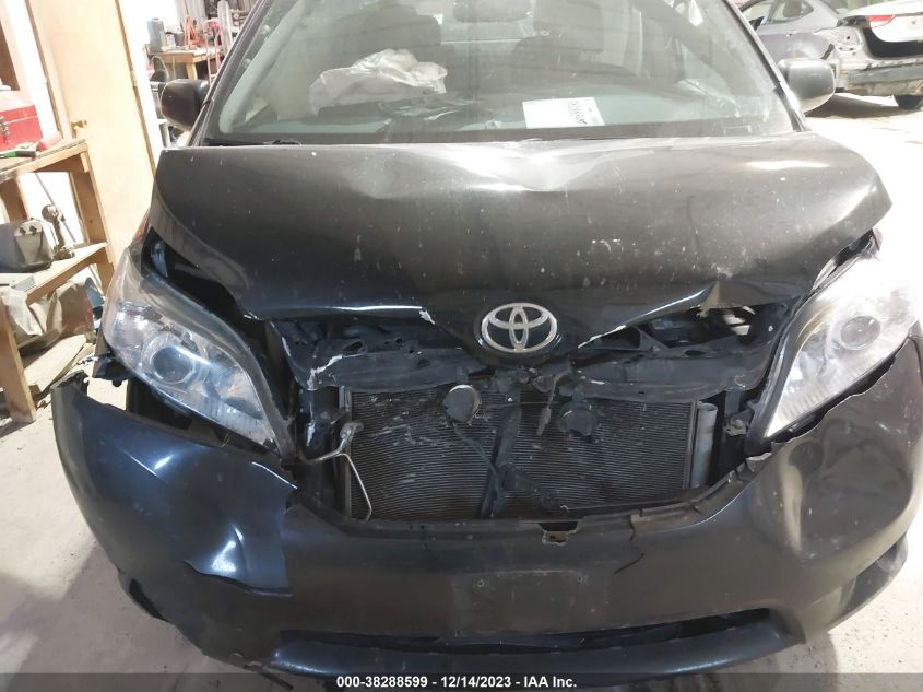 2015 TOYOTA SIENNA XLE 7 PASSENGER - 5TDDK3DC2FS109907