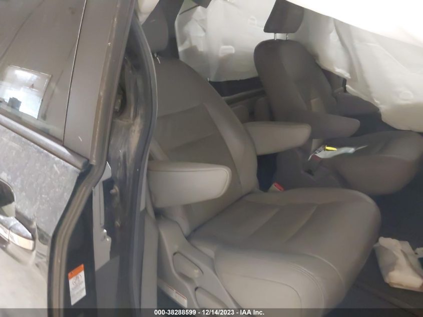 2015 TOYOTA SIENNA XLE 7 PASSENGER - 5TDDK3DC2FS109907