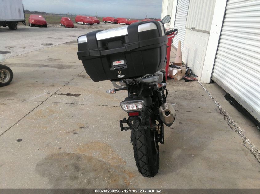 2019 BMW G310 GS WB30G1205KR826411