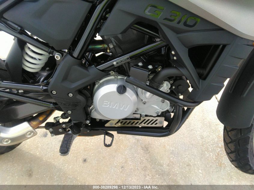2019 BMW G310 GS WB30G1205KR826411