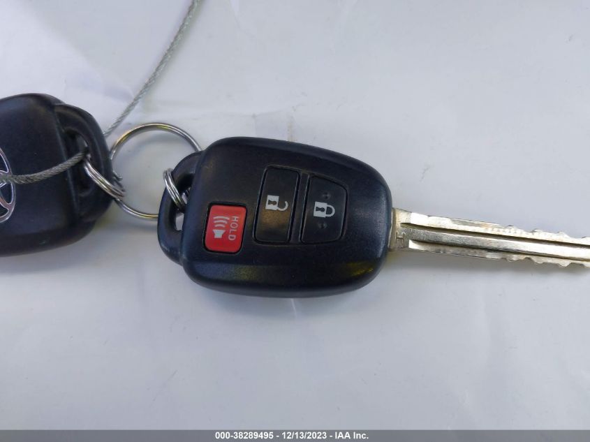 2013 TOYOTA RAV4 XLE - 2T3RFREV8DW056011