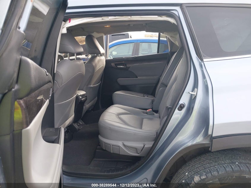 VIN 5TDFZRAH5LS029813 2020 TOYOTA HIGHLANDER PLATINUM