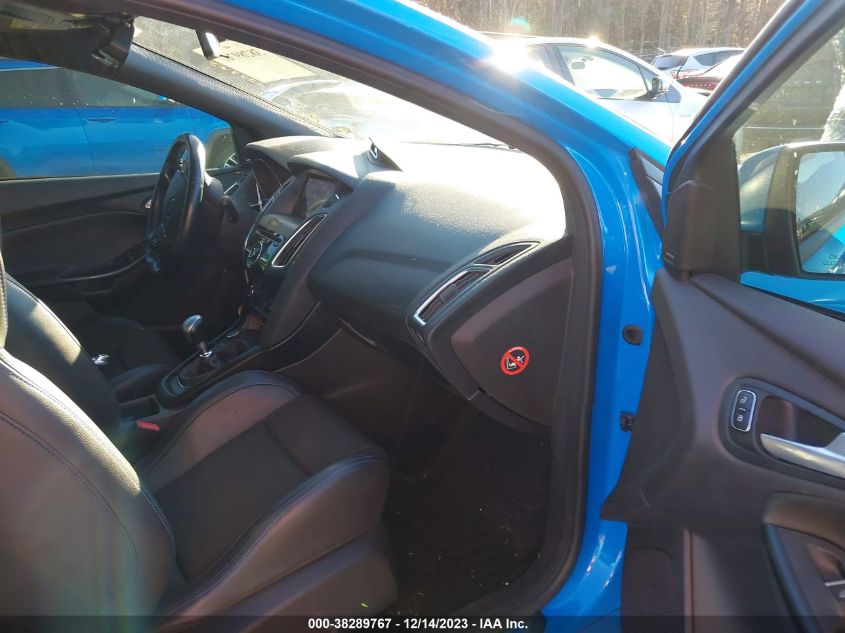 2017 FORD FOCUS RS WF0DP3TH1H4120343