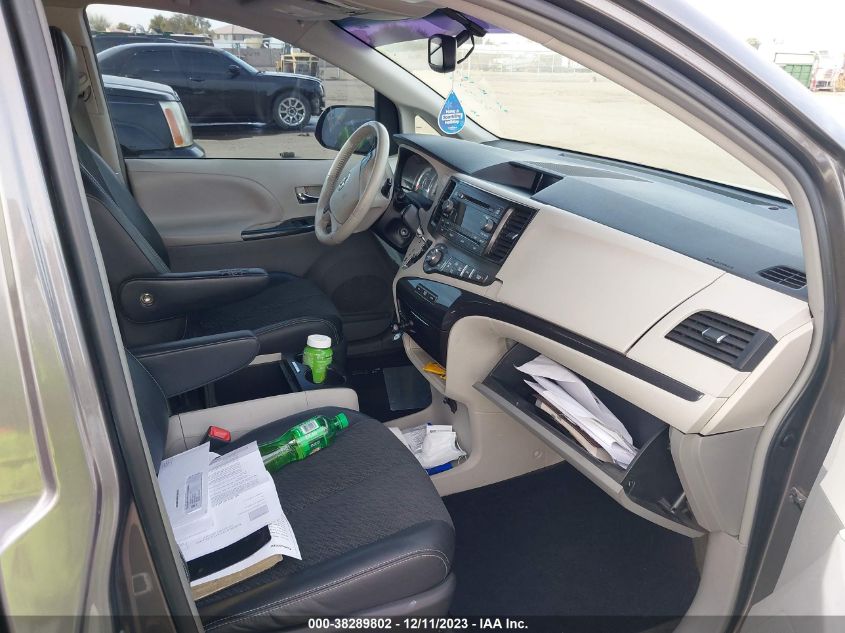 2013 TOYOTA SIENNA SE 8 PASSENGER - 5TDXK3DC7DS323771