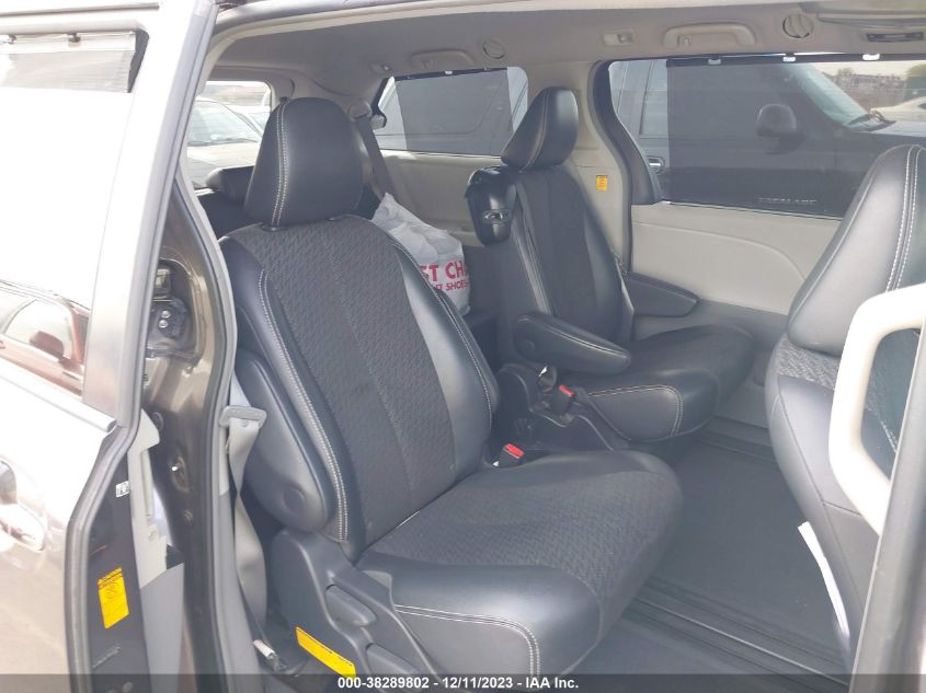 2013 TOYOTA SIENNA SE 8 PASSENGER - 5TDXK3DC7DS323771