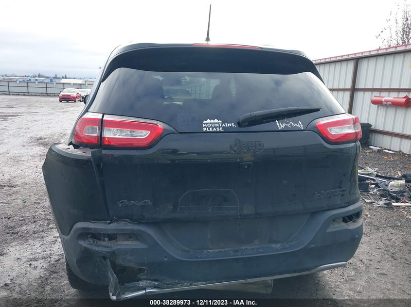 VIN 1C4PJMDB5JD564090 2018 JEEP CHEROKEE LIMITED 4X4