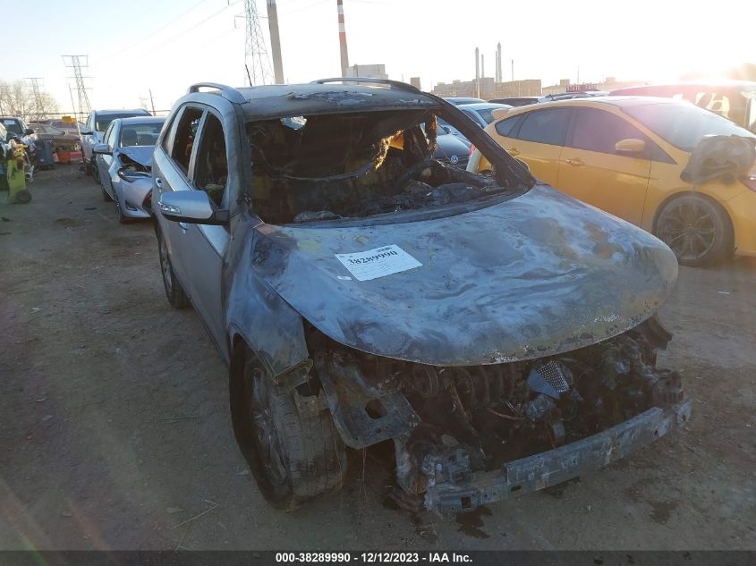 2013 KIA SORENTO LX - 5XYKT3A62DG378972
