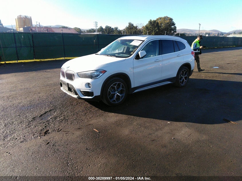 VIN WBXHT3C56K3H34085 2019 BMW X1 XDRIVE28I