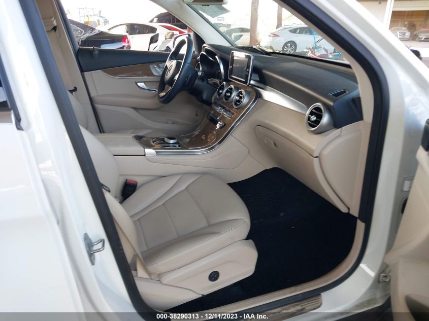 2019 MERCEDES-BENZ GLC 300 4MATIC WDC0G4KB2KV150354