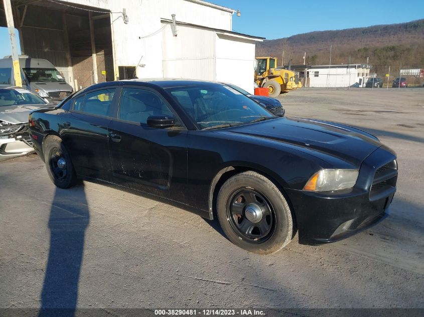 VIN 2C3CDXAT2DH555069 2013 DODGE CHARGER no.1