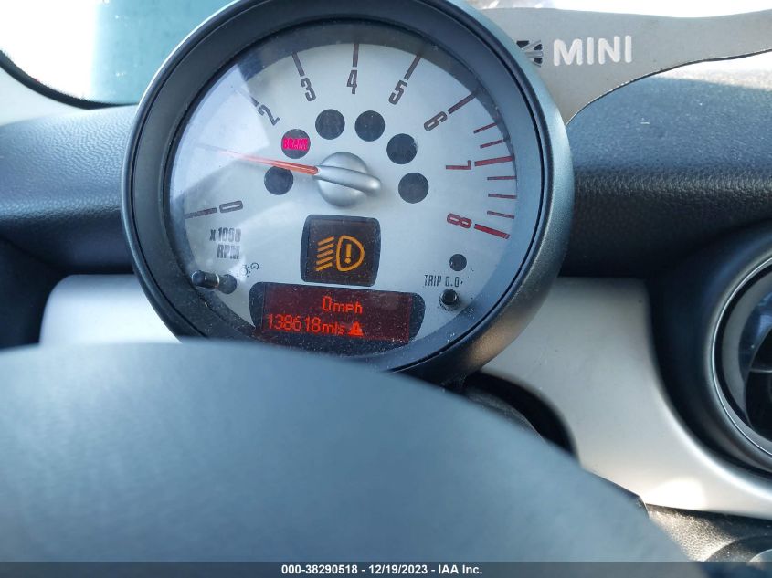 2013 MINI HARDTOP COOPER - WMWSU3C57DT373611