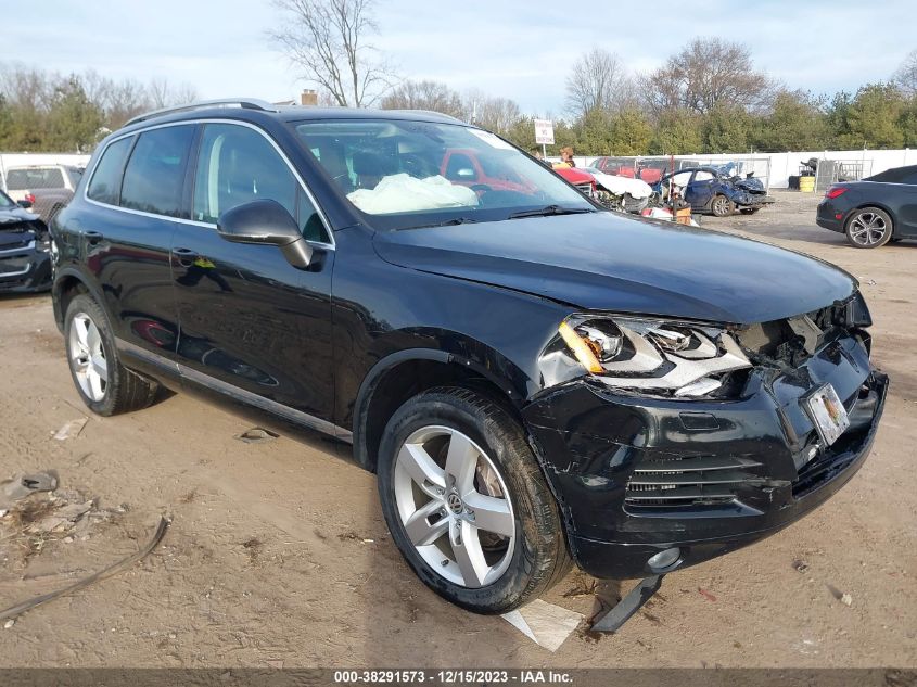 2014 VOLKSWAGEN TOUAREG TDI LUX - WVGEP9BP4ED006265
